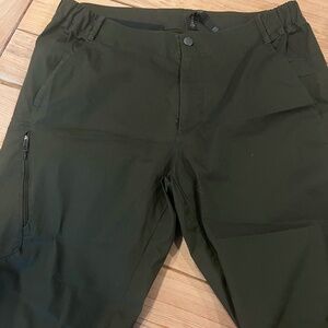 Lululemon LAB Utilitech Commuter Pant Mens 36 Olive Green Secure Zip Pockets